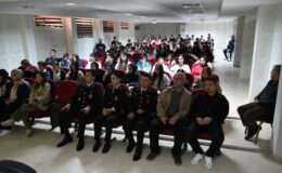 Gaziantep’te Jandarma Öğrencilere Mesleği Tanıttı