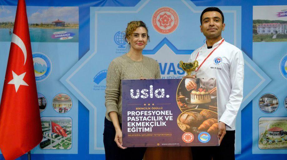 GAÜN’LÜ ÖĞRENCİDEN GASTRONOMİ YARIŞMASINDA BİRİNCİLİK (2)