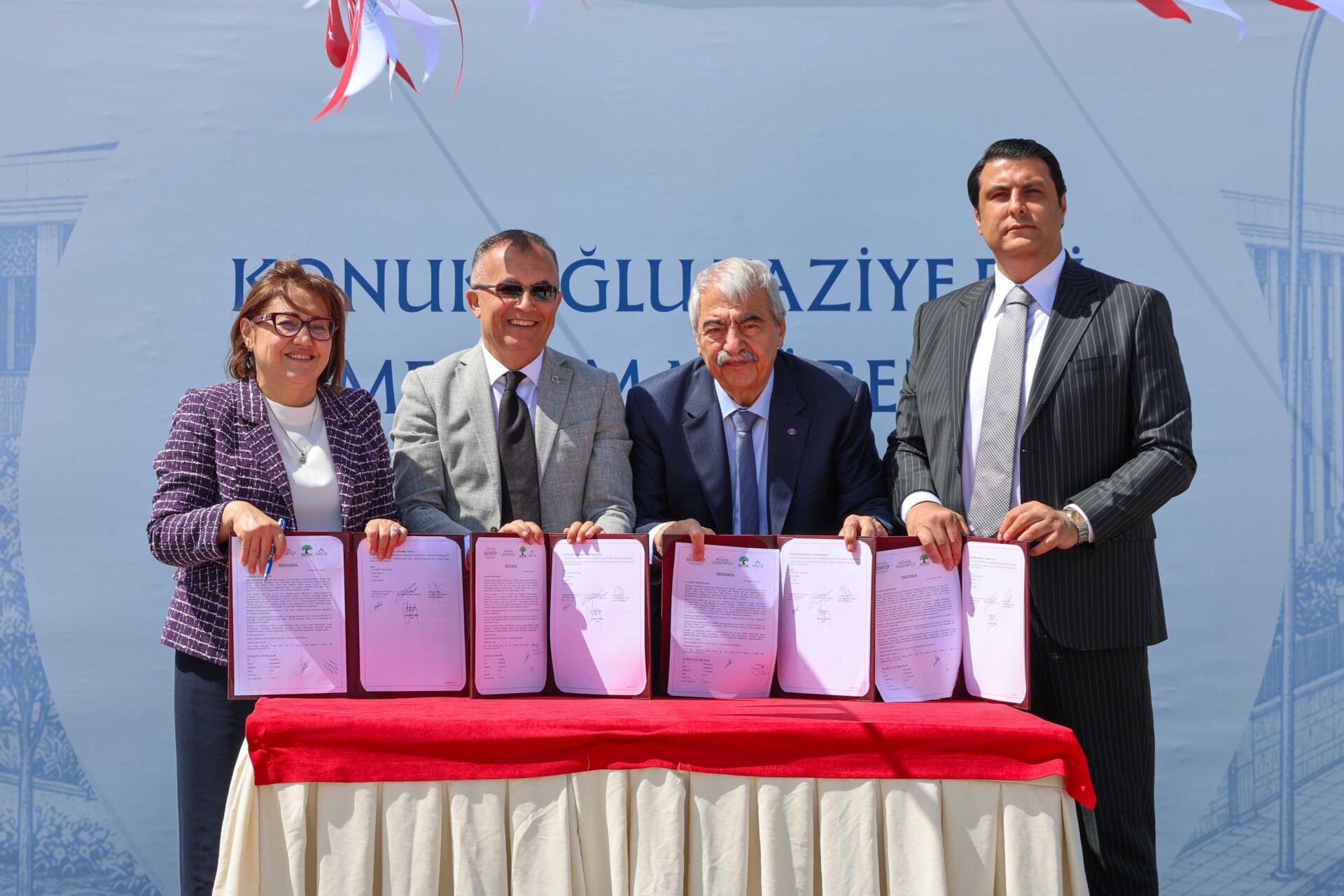 KONUKOĞLU TAZİYE EVİNİN TEMELİ ATILDI (7)