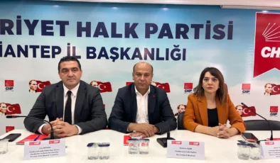 CHP Heyeti Mahsur Kaldı