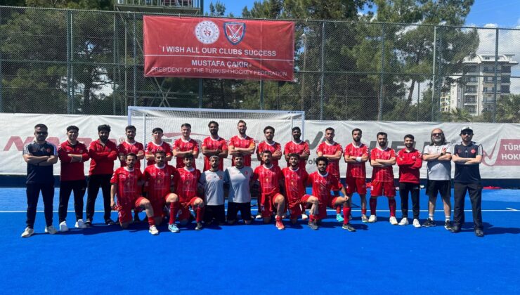 Volkan Group Hokey Takımı  Rakiplerine Nefes Aldırmıyor
