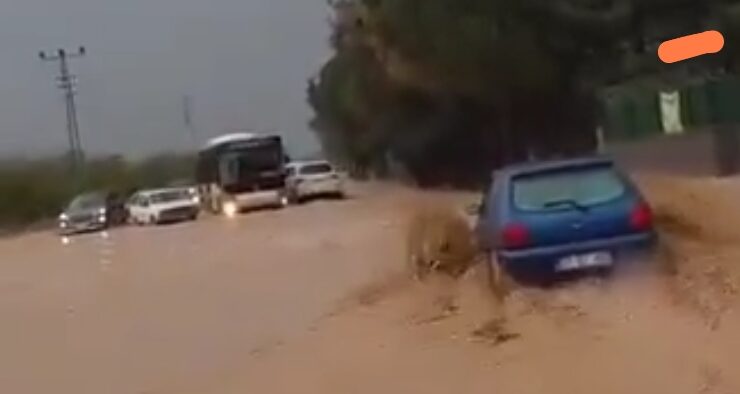 Gaziantep’te Sokaklar Sular Altında Kaldı!