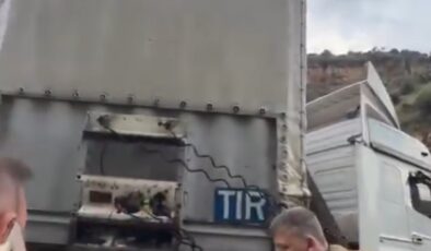 Gaziantep-Kahramanmaraş Yolunda Ulaşım Durdu