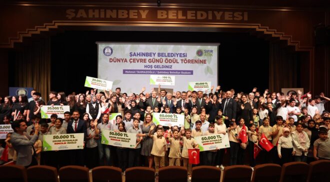 Şahinbey’den Okullara Ödül Yağmuru