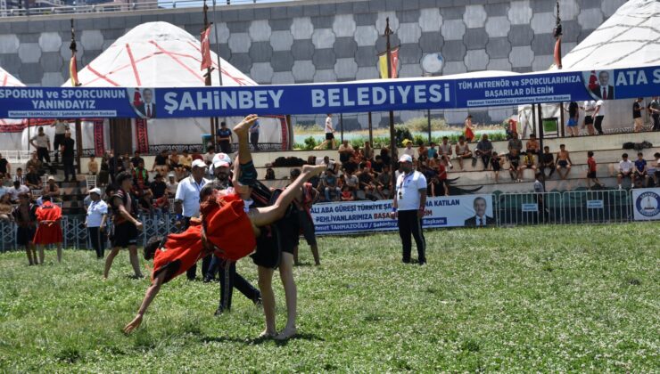 Yağlı Güreşin Kalbi Şahinbey’de Atıyor