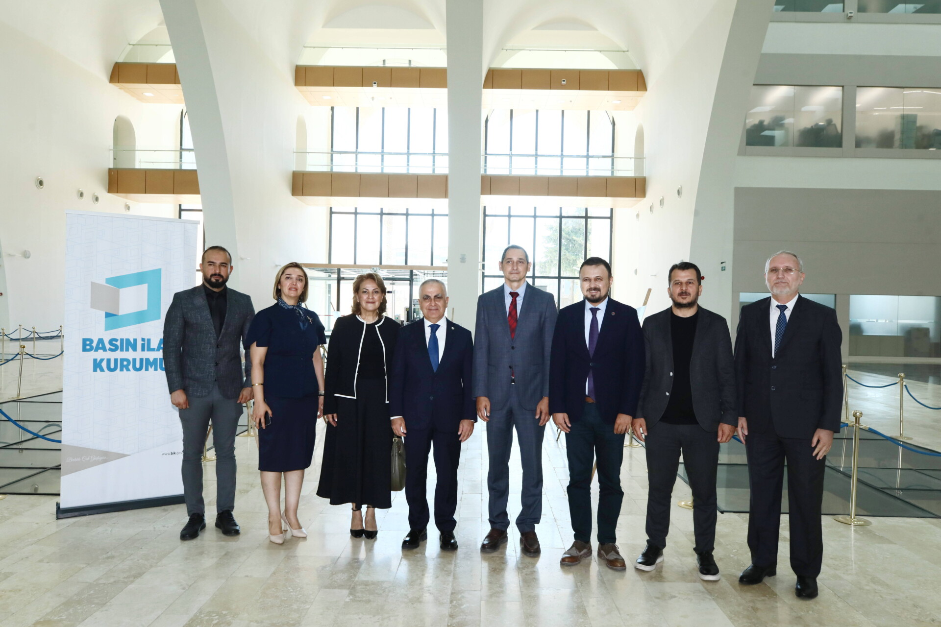 GAÜN’ÜN 15 TEMMUZ SERGİSİ GAZİANTEP VALİLİĞİNDE AÇILDI (7)
