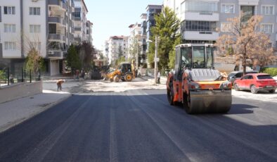 Şehitkamil’de 6 Ayda 165 Bin Ton Asfalt Serildi
