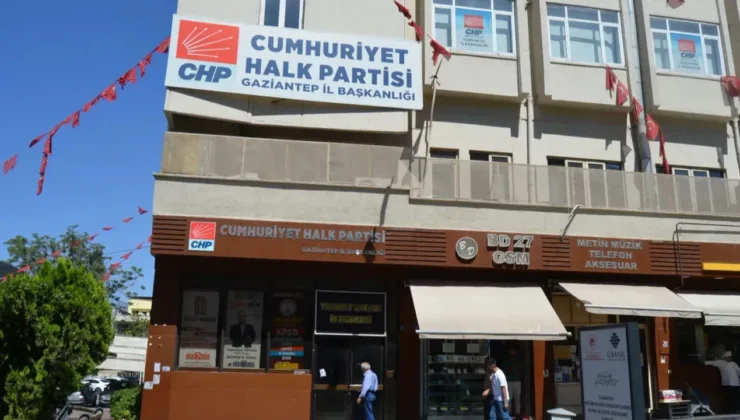 Gaziantep CHP’de Hareketli Saatler! Görevden Alındılar…